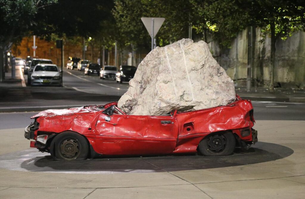 car, crushed, art-626792.jpg